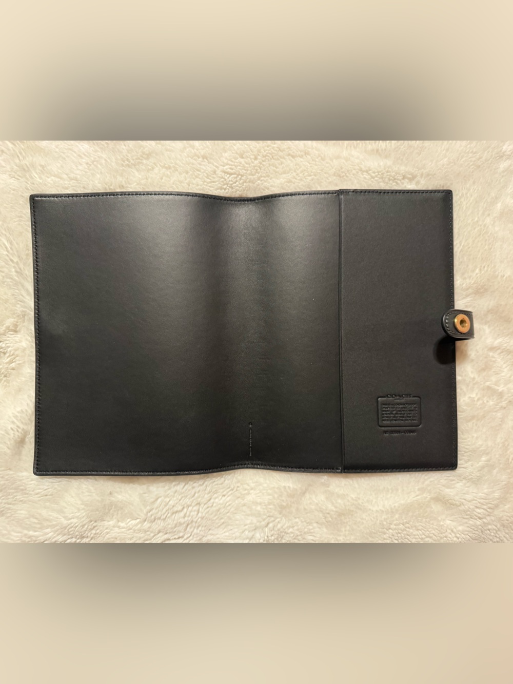 Coach Black Glovetanned Leather notebook cover with turnlock - Picture 5 of 6